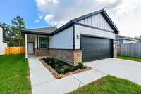 Building Photo - 16493 Moss Ln