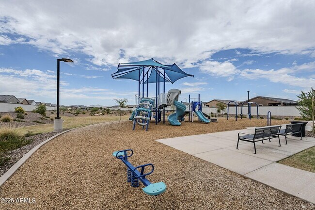 Building Photo - 3104 Bee Trl