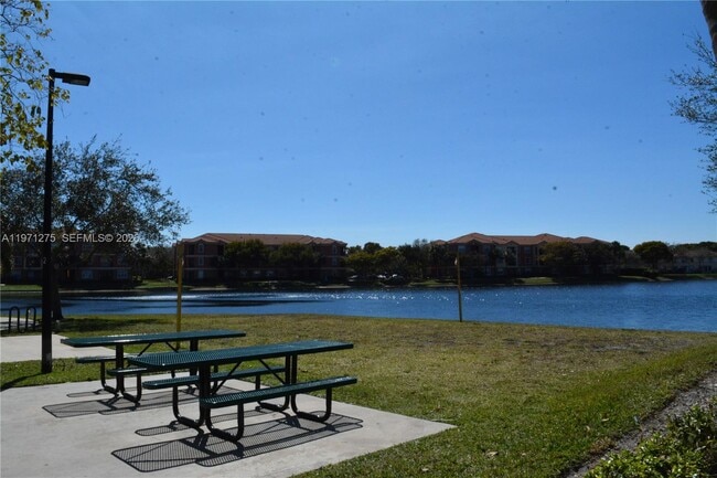 Building Photo - 4402 SW 160th Ave