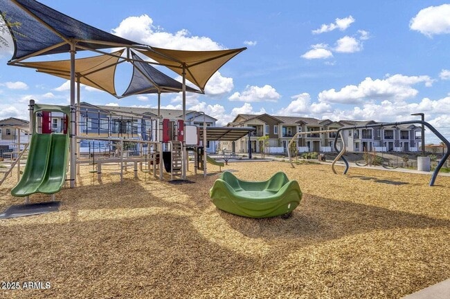 Building Photo - 8259 E Pr Ave