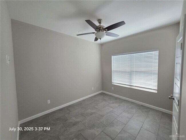 Building Photo - 24 Israel E Ave