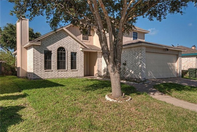 Building Photo - 742 St Lucy Dr