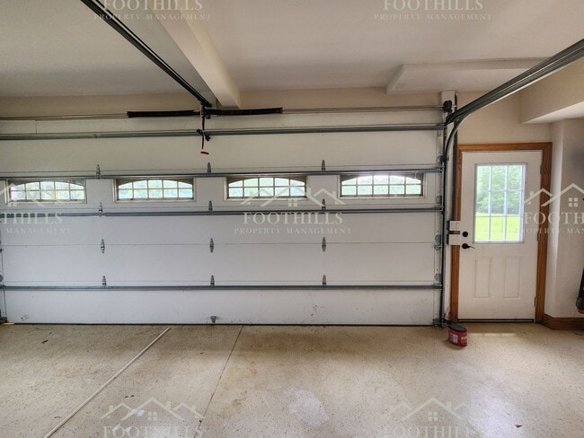 Building Photo - 128 Hudgins Lake Rd