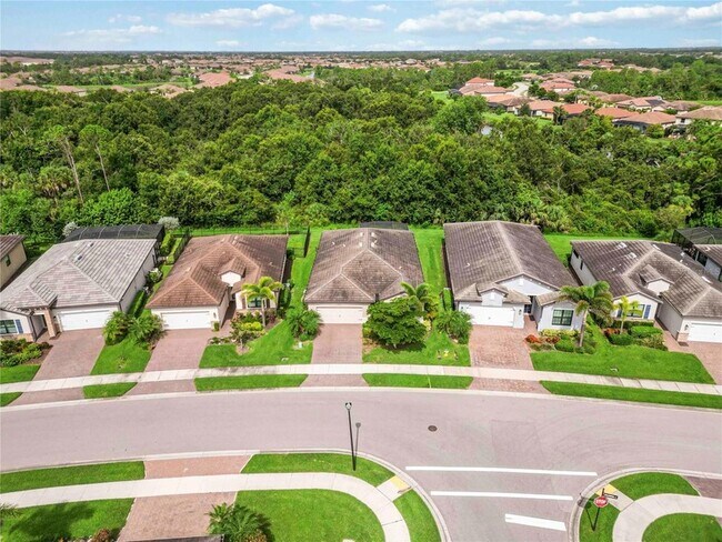 Building Photo - 20765 Swallowtail Ct