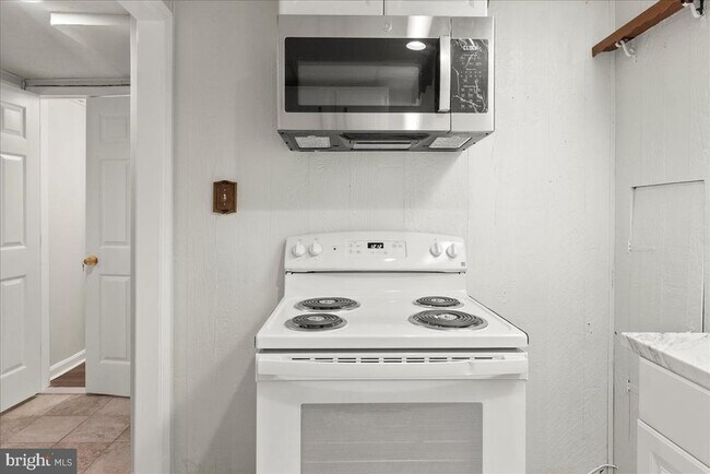 Building Photo - 4708 Sellman Rd