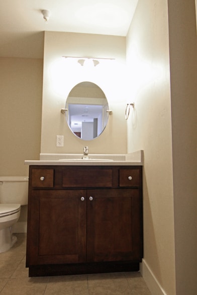 Building Photo - 623 S Wolcott St