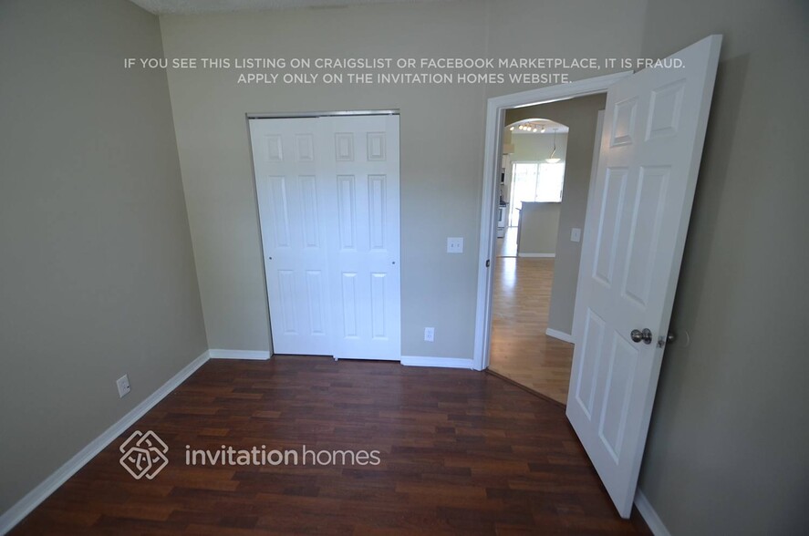 Building Photo - 6051 NW 41st Dr
