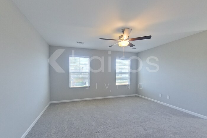 Building Photo - 928 Silent Barge Cv