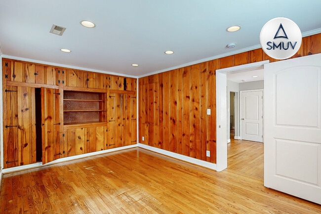 Building Photo - 8508 Chestnut Oak Rd