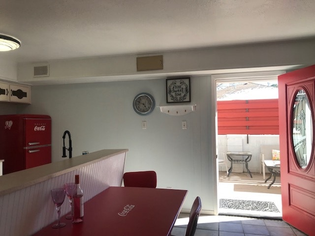 Building Photo - 8301 Comanche Ct NE