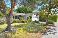 Building Photo - 969 Madison Dr