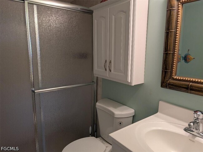 Building Photo - 719 SW 47th Terrace