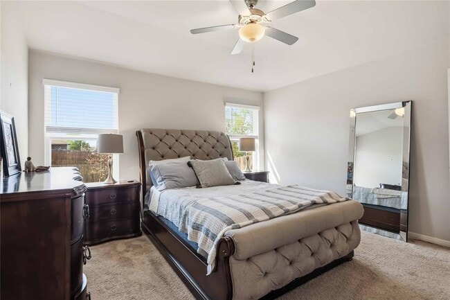 Building Photo - 805 Russet Rock Dr