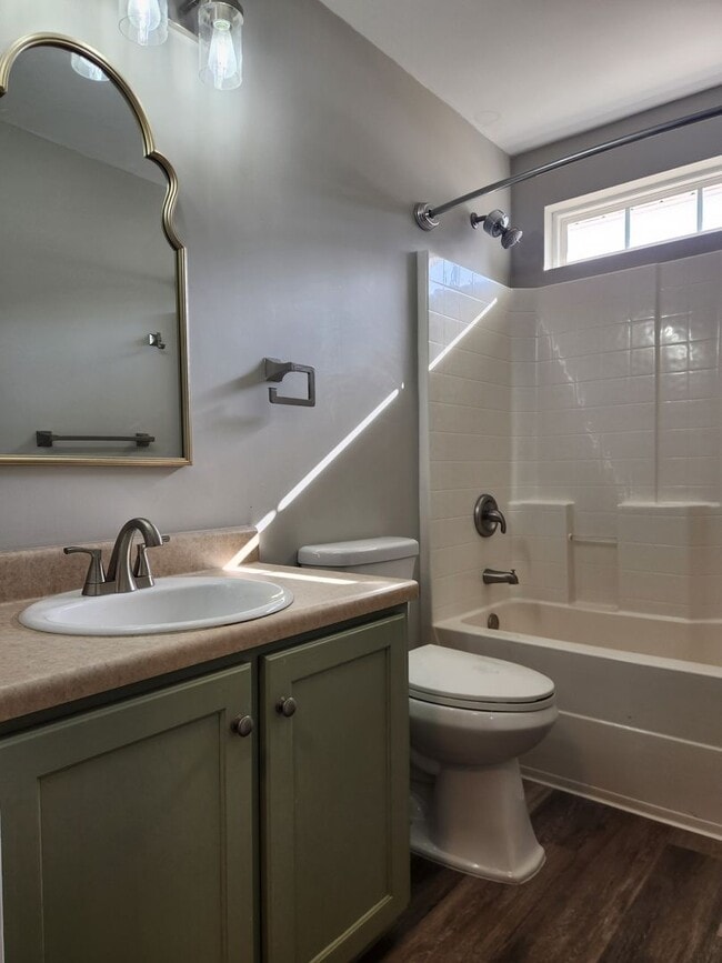 Building Photo - Tastefully updated 3 Bedroom 2 Bath home in The Arbors of Pooler!