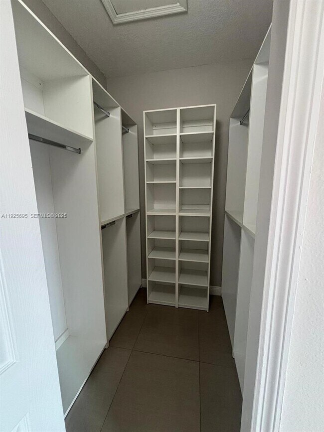 Building Photo - 16124 SW 55th Terrace