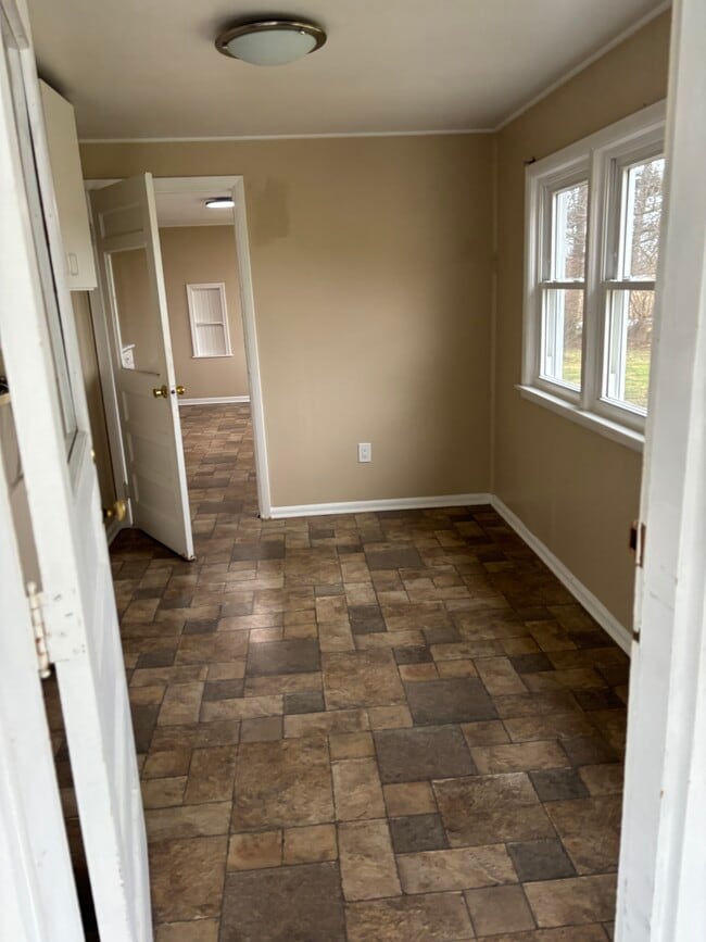 Building Photo - 5004 Macon Hwy