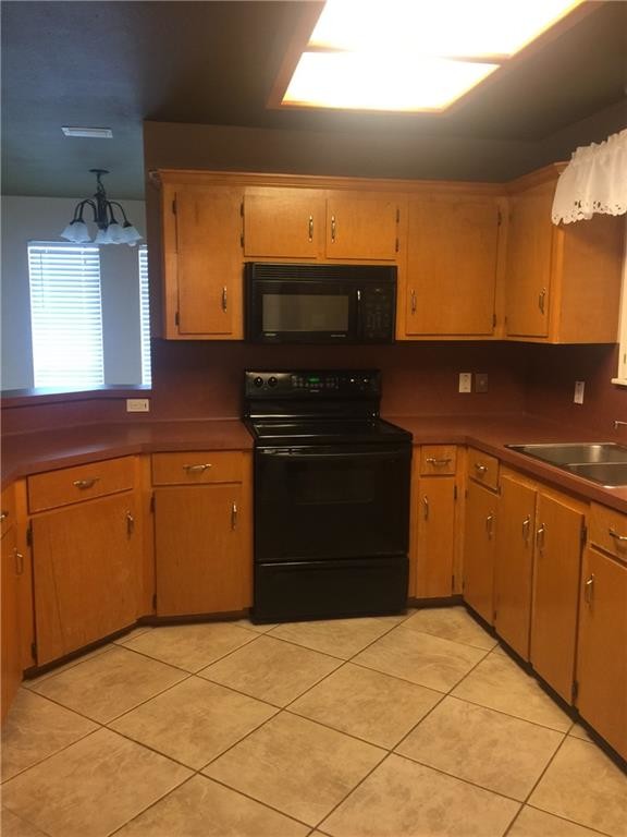 Building Photo - 4226 Adrianna Dr