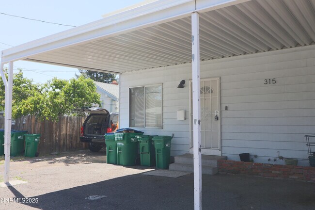Building Photo - 315 Crampton St