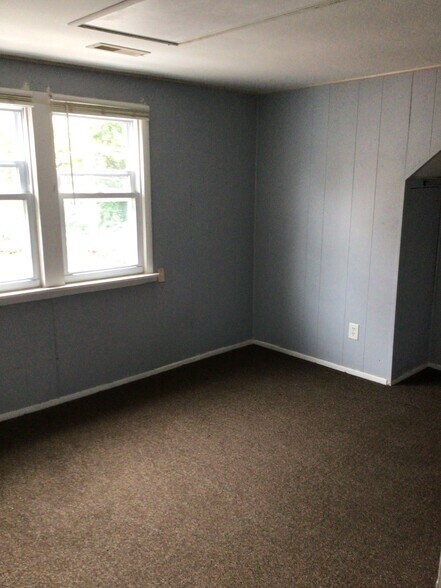 Building Photo - 4118 N Western Ave