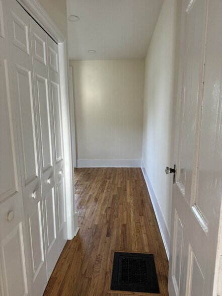 Building Photo - 4925 NY-22