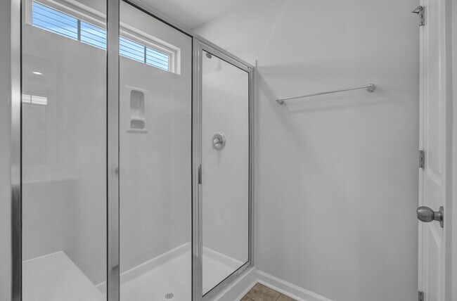 Building Photo - 131 Lakestone Rd