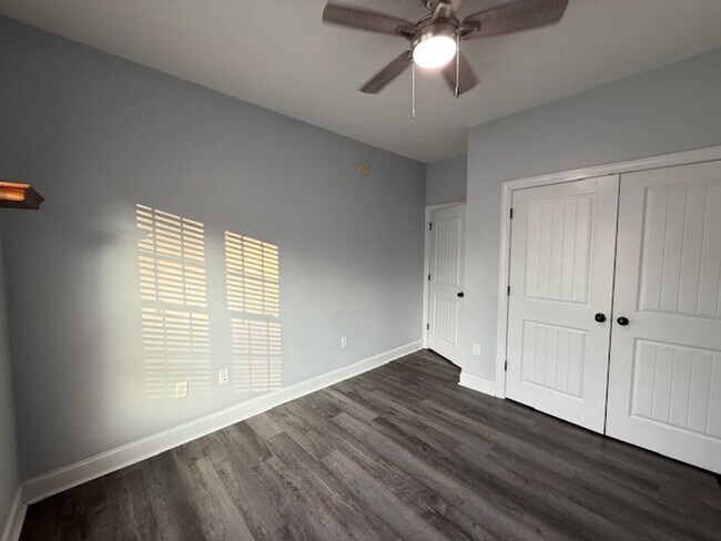 Building Photo - Welcome to Southwest Plantation