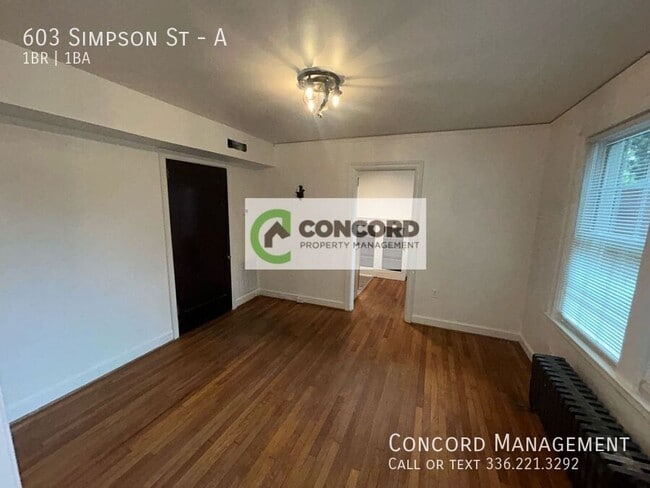 Building Photo - 603 Simpson St