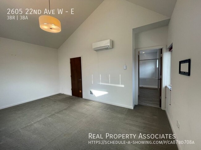 Building Photo - 2605 22nd Ave W