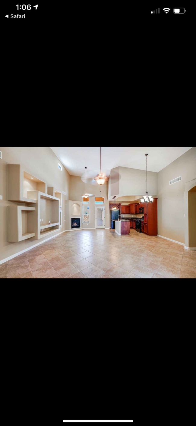 Building Photo - 2600 Snowy Rock Pl