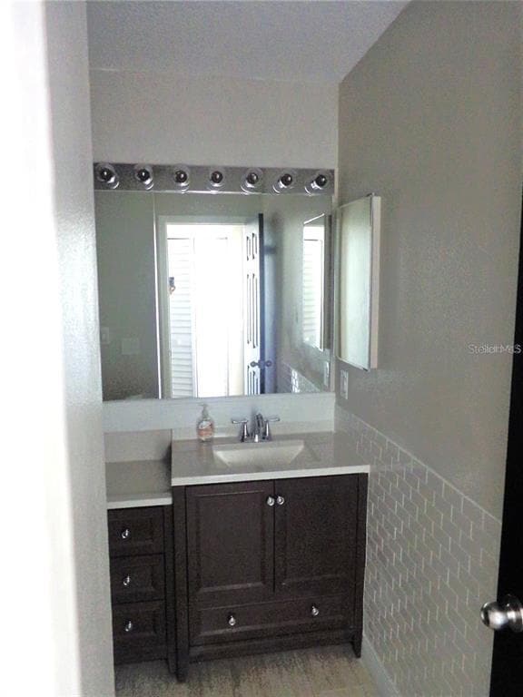 Building Photo - 7910 Hardwick Dr