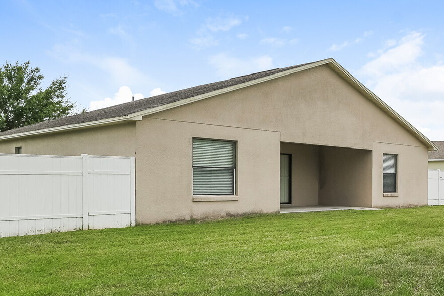 Building Photo - 8179 Woodvine Cir