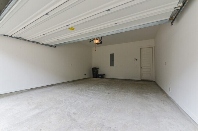 Building Photo - 10916 Keaton Landing Dr