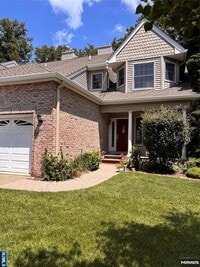 Building Photo - 87 Trotters Ln