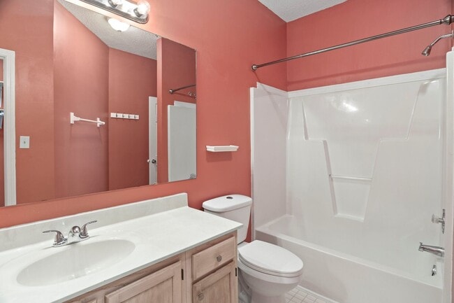 Building Photo - Great Wake Forest Location