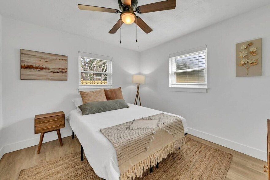 Building Photo - 281 Bryn Athyn Blvd