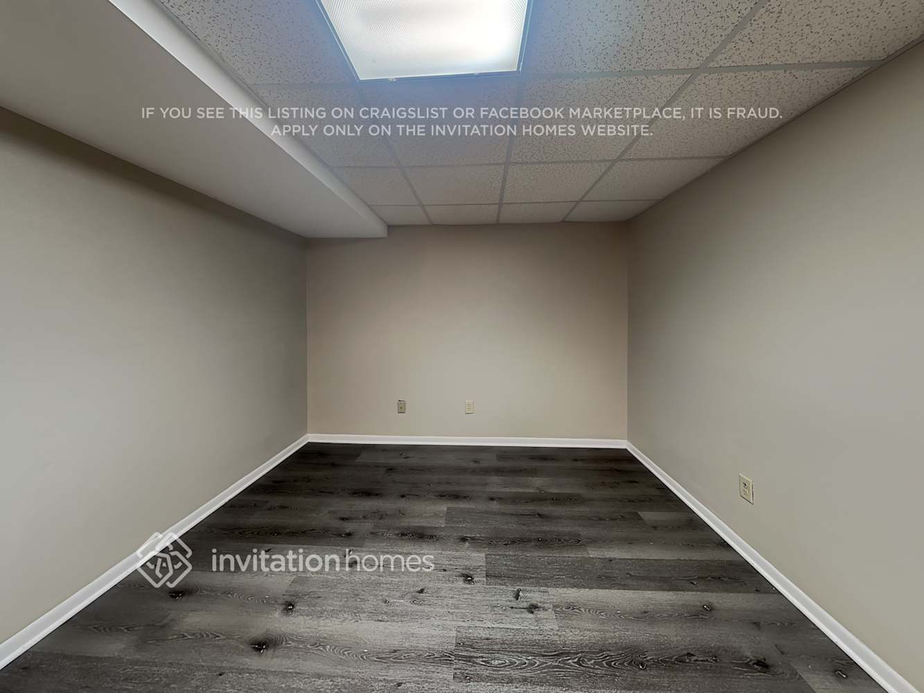 Building Photo - 5700 80th Ave N