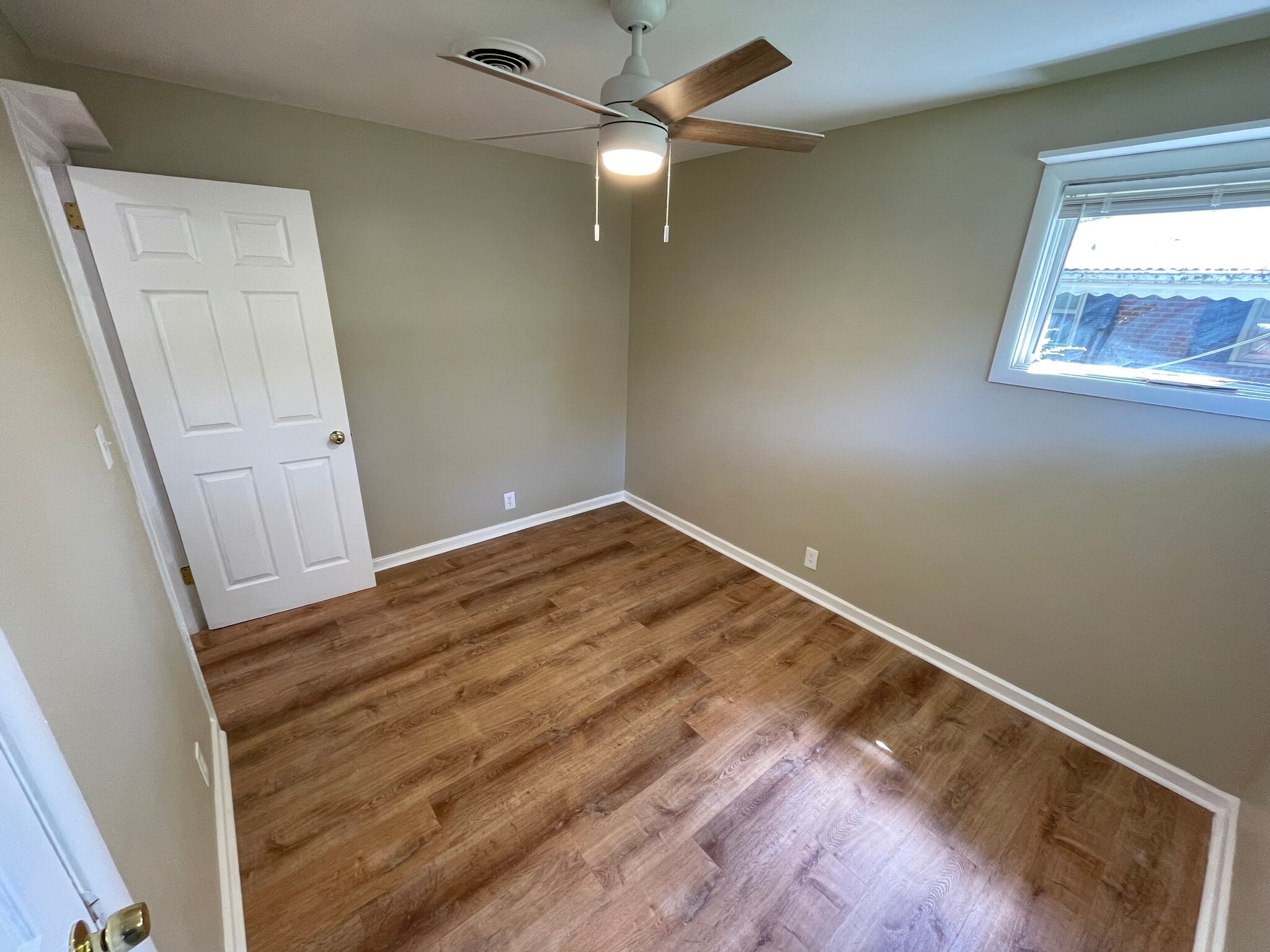 Second Bedroom 4 of 4 - 788 Crockett Dr