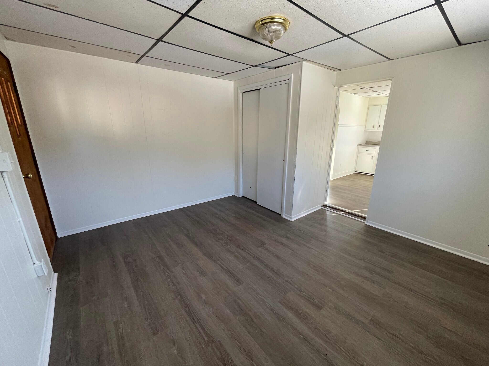 Building Photo - 16 Edgwood St