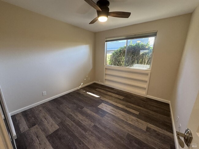 Building Photo - 1060 Los Gamos Rd