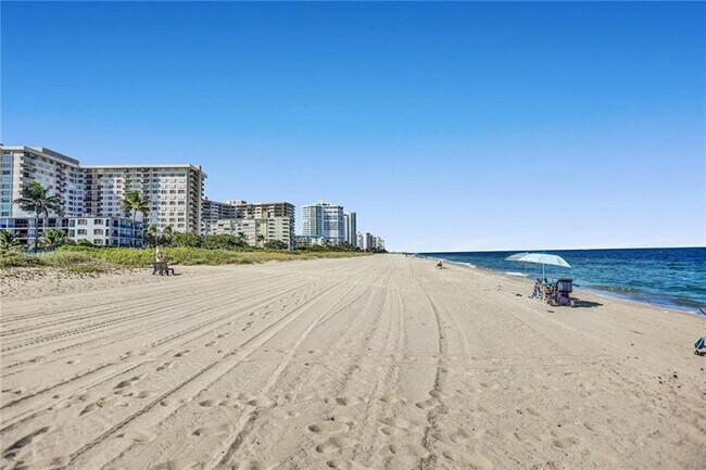 Building Photo - 2000 S Ocean Blvd