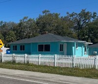 Building Photo - 10591 Bay Pines Blvd