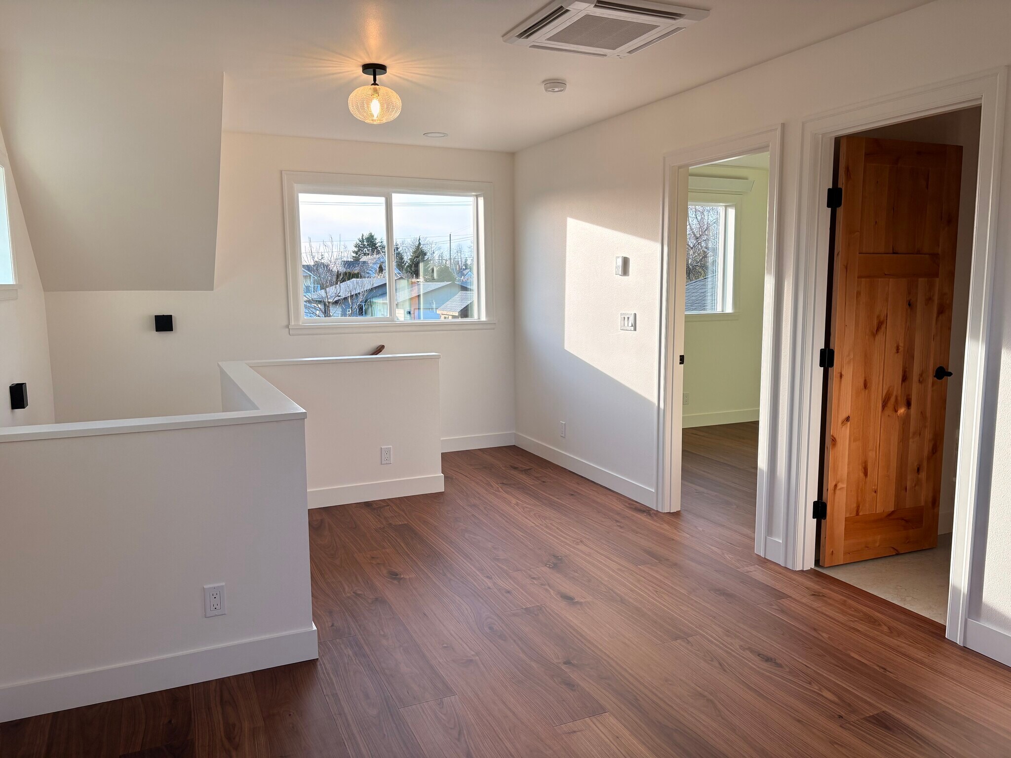 Building Photo - 2515 Yew St