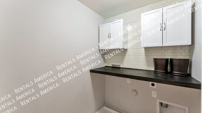 Building Photo - 14426 S Camino El Galan