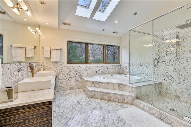 Building Photo - INCREDIBLE 6BR Home in Cabin John. Priced ...