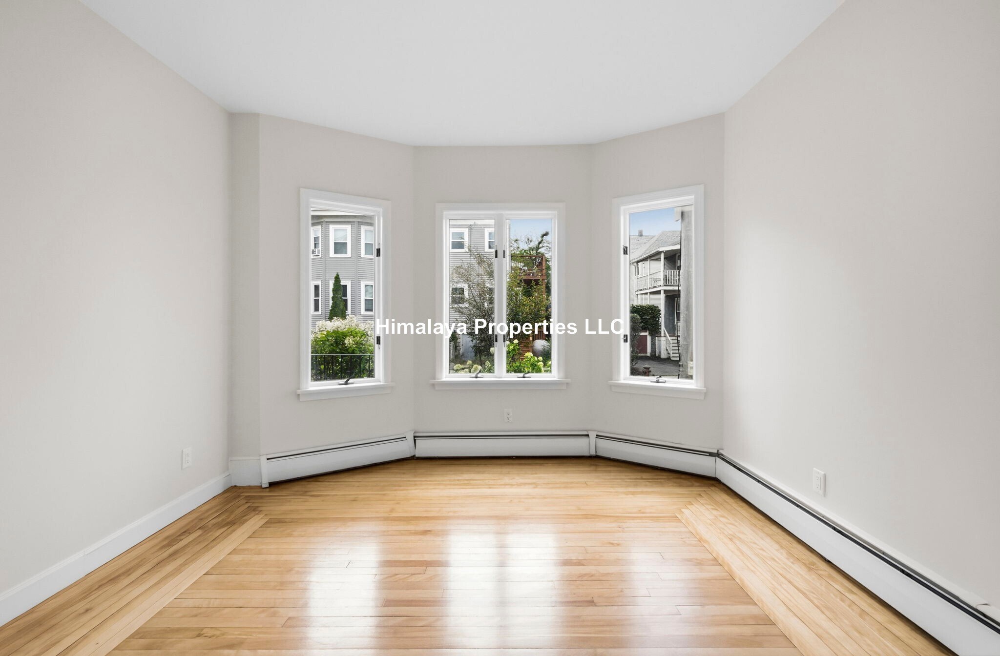 Building Photo - 111 Hillsdale Rd