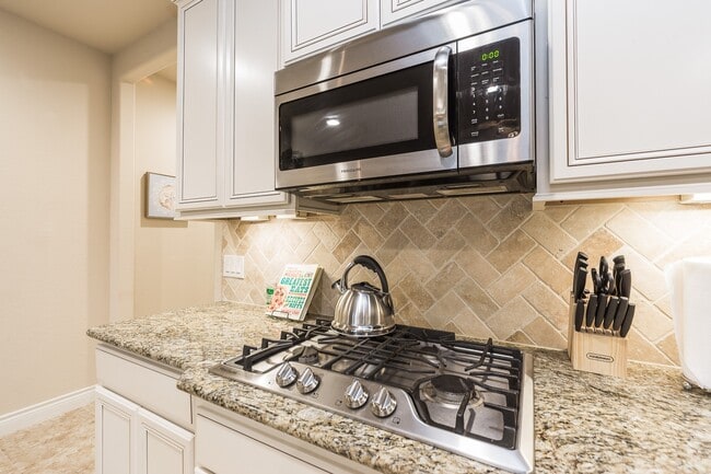 Building Photo - 6602 Sterling Shores Ln