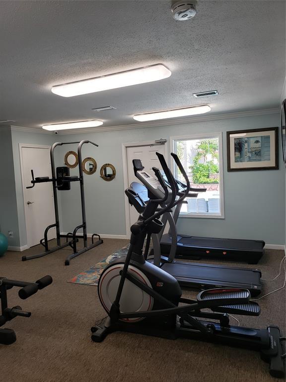 Building Photo - 3506 Cove View Blvd