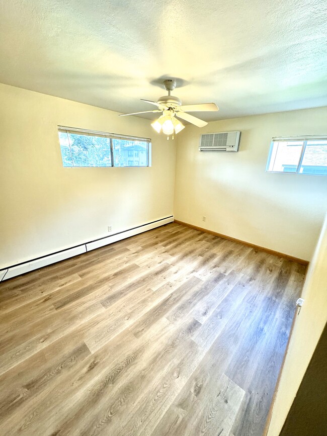 Master Bedroom - 5612 Bjelde Ln