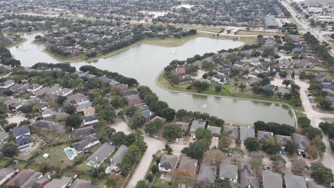 Building Photo - 17502 S Summit Canyon Dr