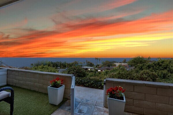 Building Photo - 21692 Ocean Vista Dr